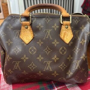 Louis Vuitton LV Monogram Speedy 25 Vintage